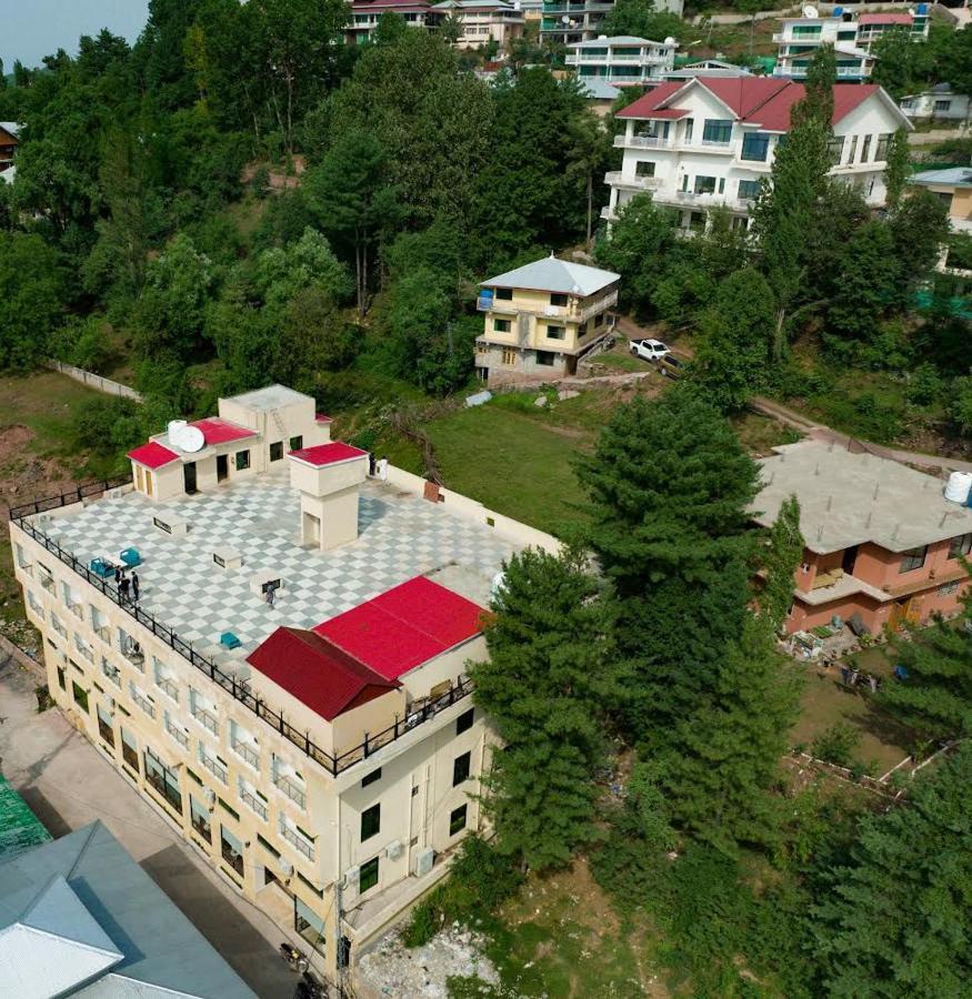 Shelton Suites Bhurban Exteriör bild