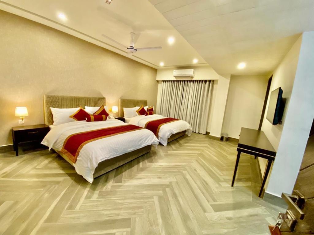 Shelton Suites Bhurban Exteriör bild