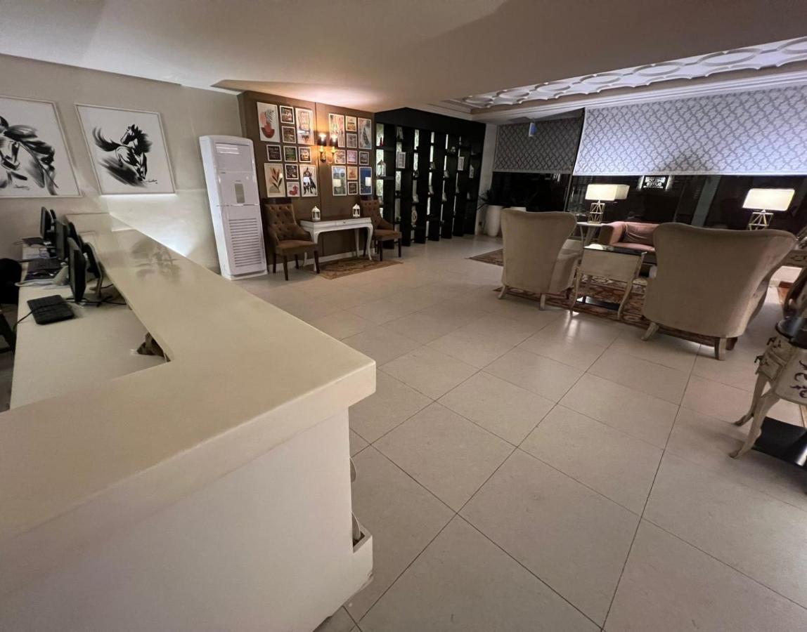 Shelton Suites Bhurban Exteriör bild